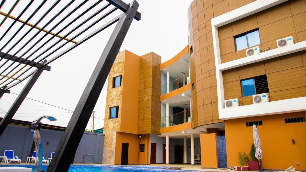 Hotel La Casa Cielo Котону Экстерьер фото