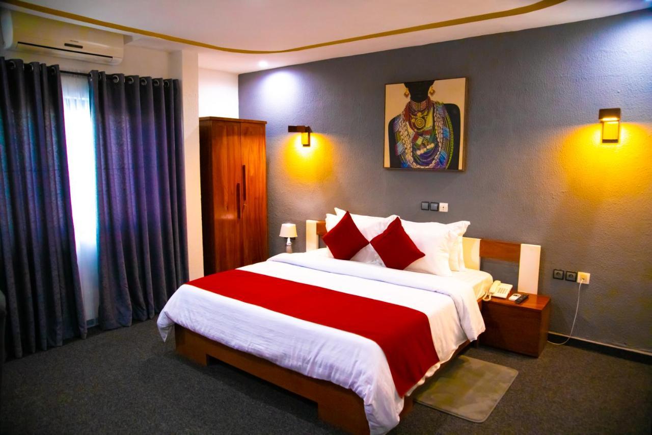 Hotel La Casa Cielo Котону Экстерьер фото