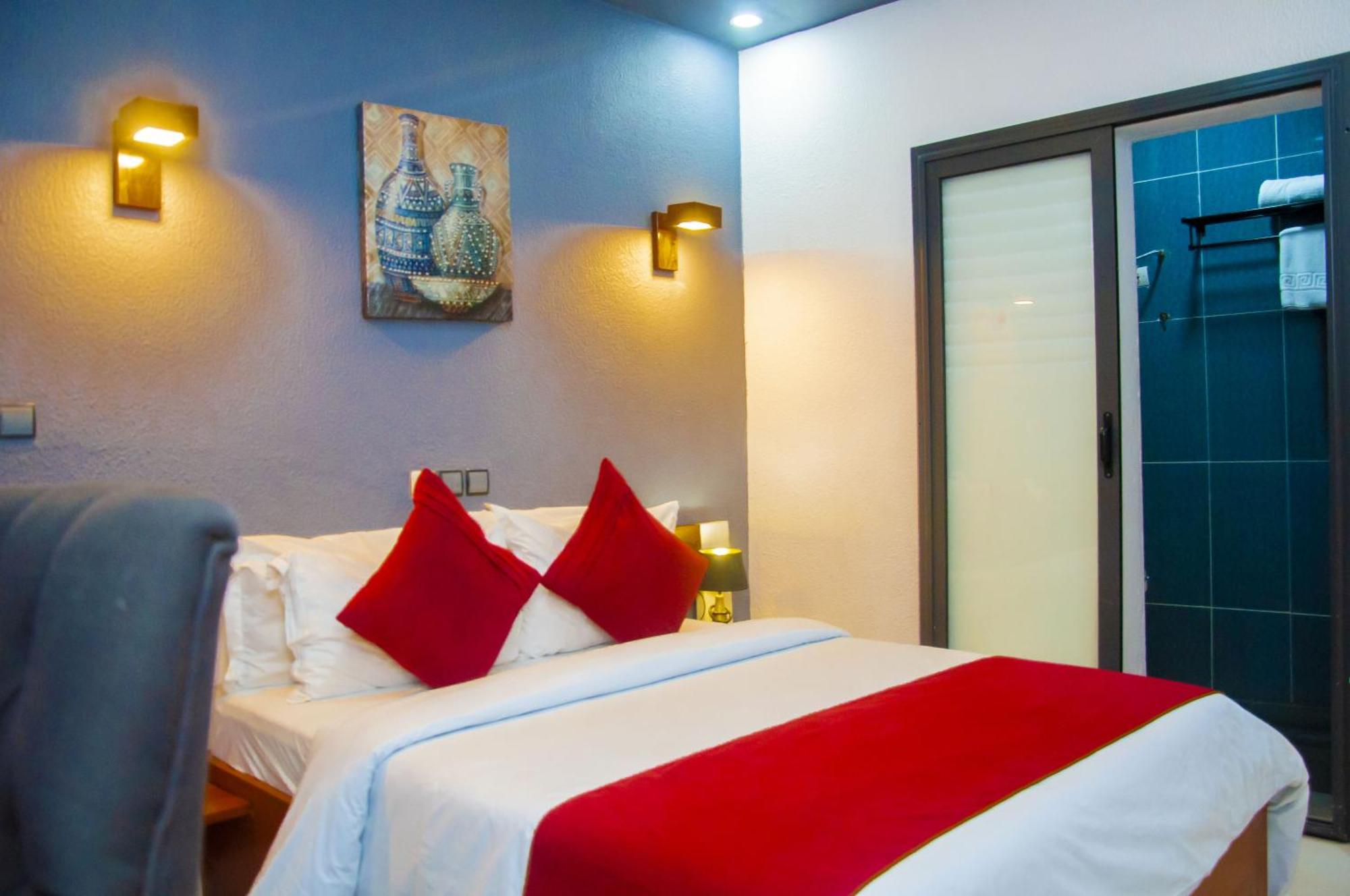 Hotel La Casa Cielo Котону Экстерьер фото